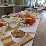 Pohorje Village Wellbeing - Family Bolfenk Apartment