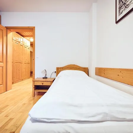 아파트 Pohorje Village Wellbeing - Family Bolfenk *