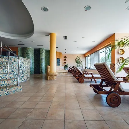 Pohorje Village Wellbeing - Family Bolfenk Apartment