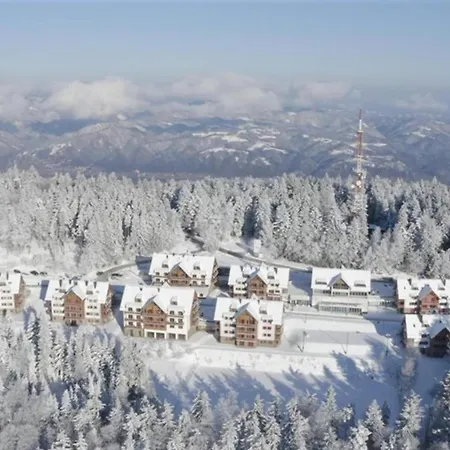 Apartment Pohorje Village Wellbeing - Family Bolfenk
