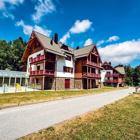 Apartment Pohorje Village Wellbeing - Family Bolfenk