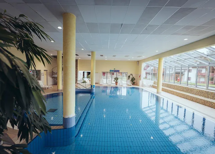 Pohorje Village Wellbeing - Family Bolfenk شقة